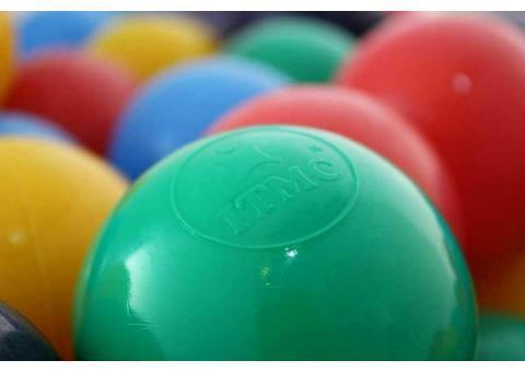 تولید و فروش توپ های استاندارد استخری و اسباب بازی
