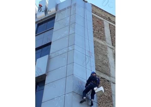 گروه کار در ارتفاع دارکوب