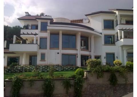 مشهد ، ویلایی 370 متری ، بر اصلی خیام ، نرسیده