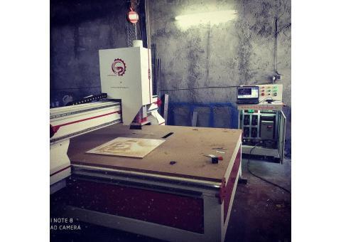 ساخت انواع دستگاه های سی ان سی cnc