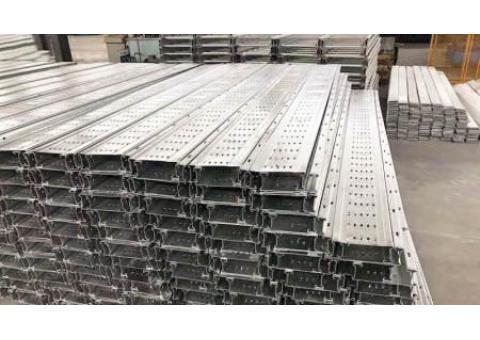 تولید کننده انواع سینی کابل و لوله فولادی