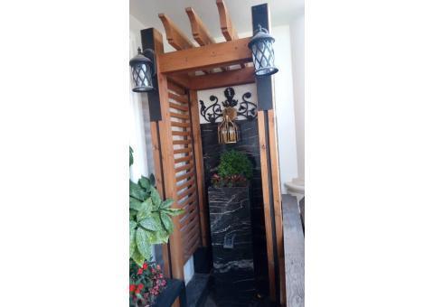 نصب چوب نما و بازسازی و ترمیم رنگ نمای چوبی