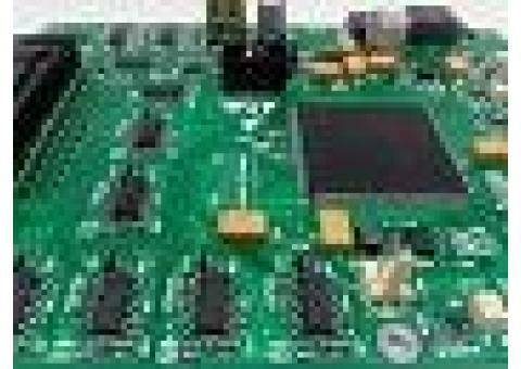 مونتاژبرد الکترونیکی با دستگاه-دستی.