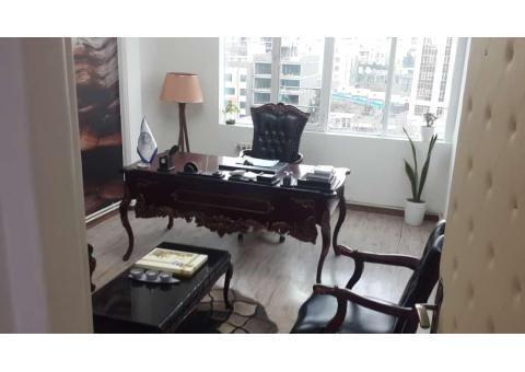 وکیل جردن گروه وکلای حق شناس