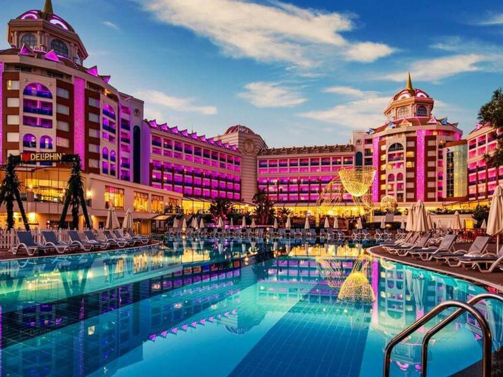 تور مسافرتی آنتالیا پاییز 1402