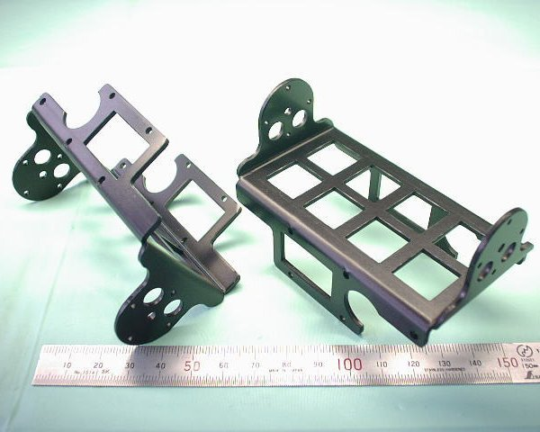 خدمات برش لیزر و خمکاری تخصصی دیبا لیزر