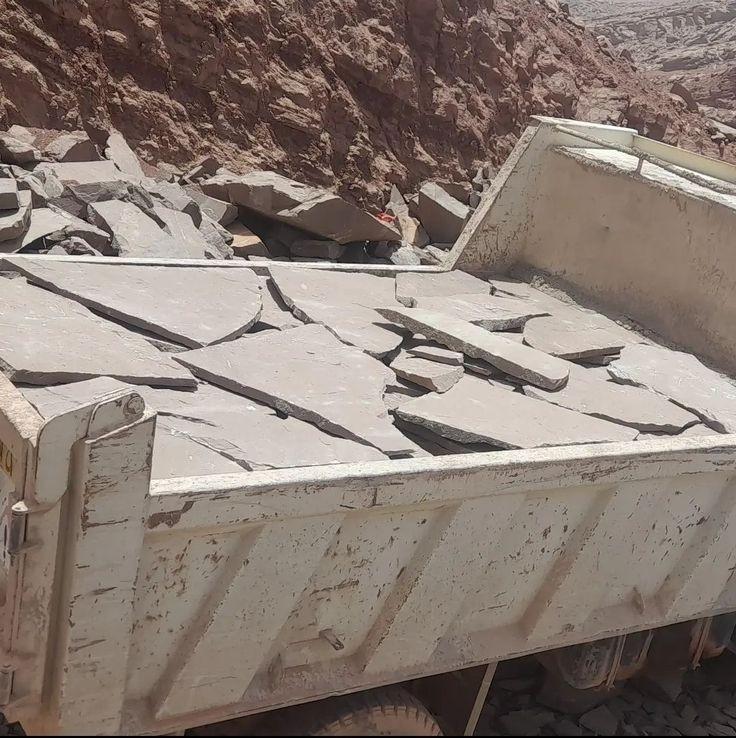 سنگ ورقه ای با دوام دار از معدن دماوند