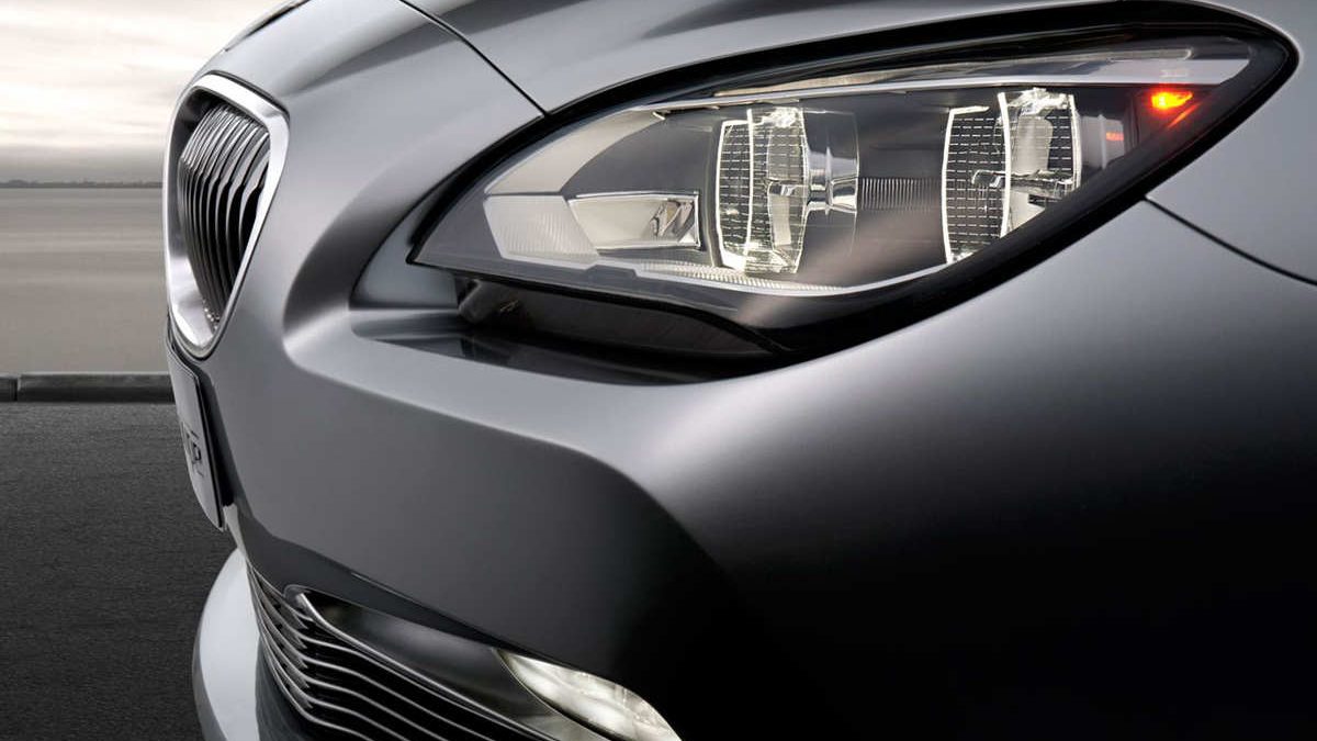 آموزش طلق کشی و طلق سازی چراغ خودرو