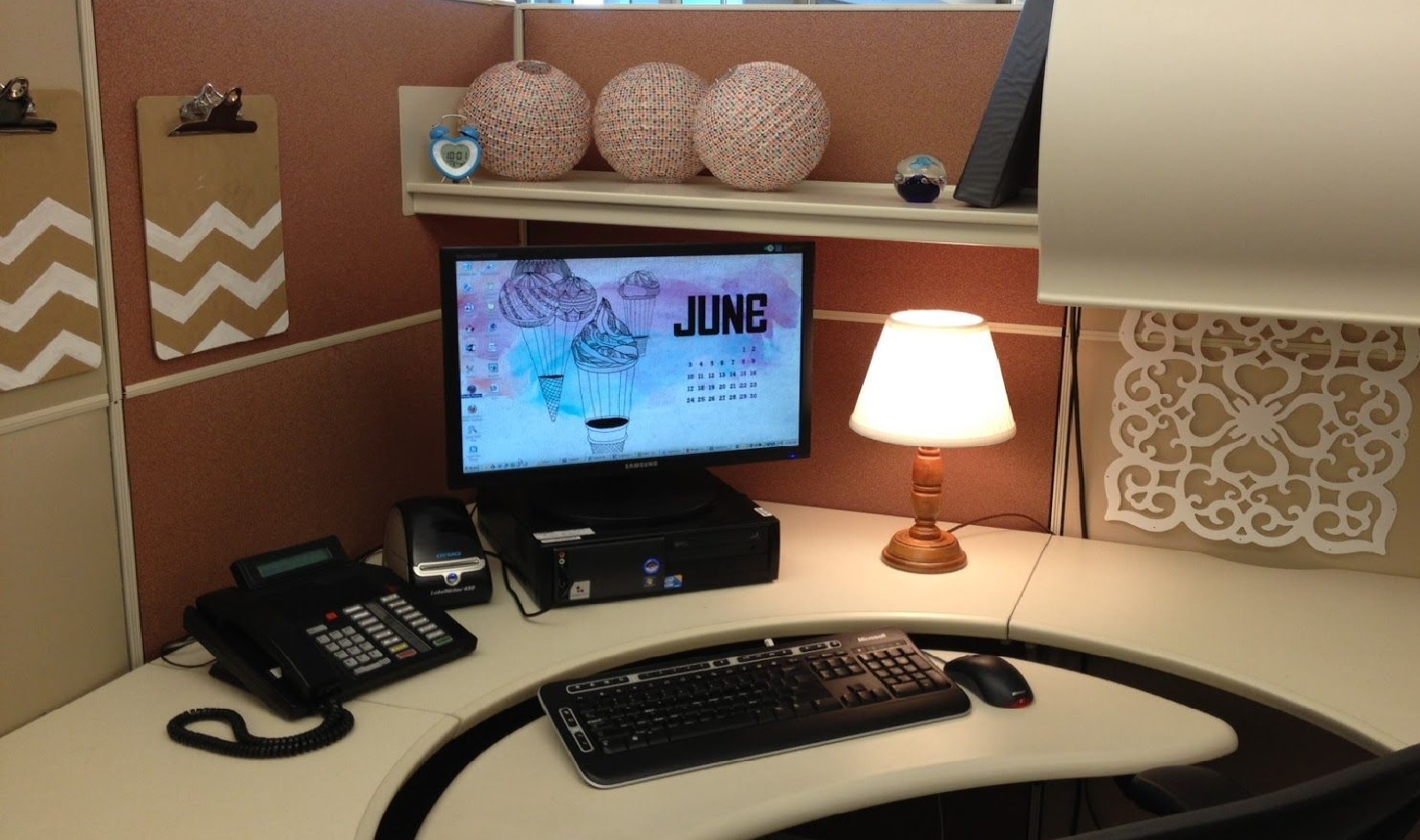 &nbsp;پایان نامه دانشگاهی همه رشته های