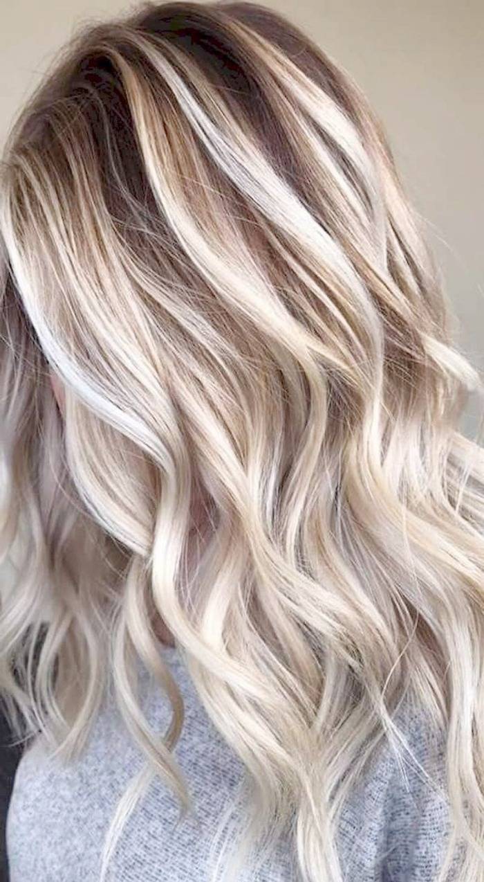 سالن زیبایی و مرکز تخصصی رنگ و لایت آرزو کامیار