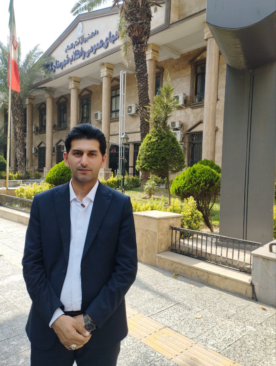 مشاوره حقوقی و وکالت حرفه;ای با احسان مالی