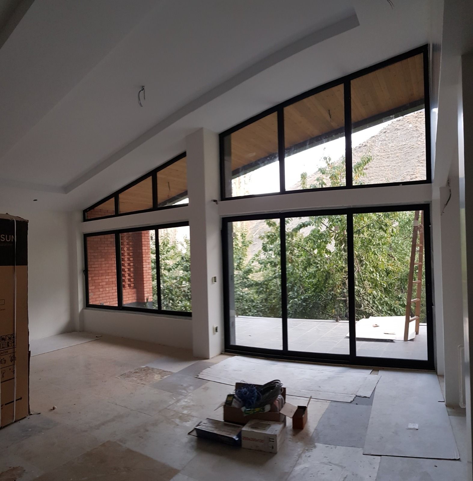 تولید کننده انواع درب و پنجره دوجداره UPVC