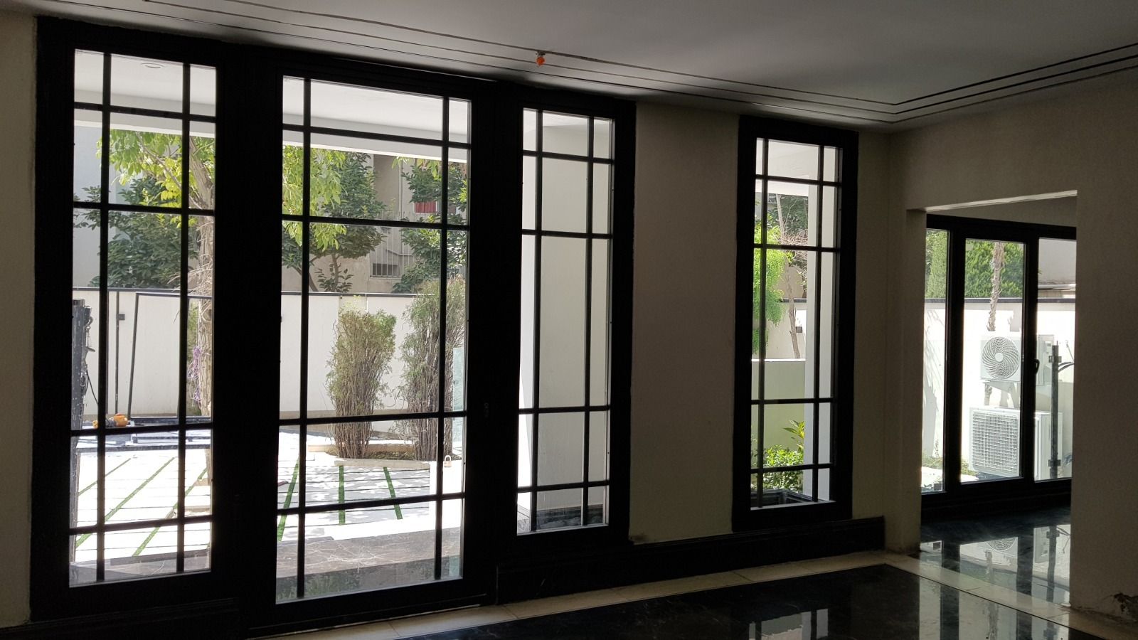 تولید کننده انواع درب و پنجره دوجداره UPVC
