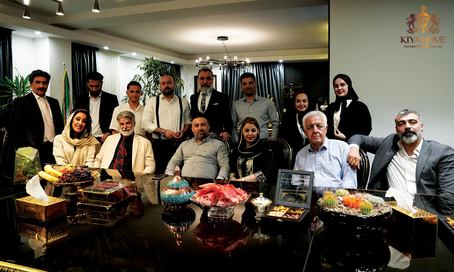 هلدینگ حقوقی و املاک کیاهوم