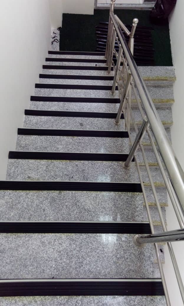 فروش و نصب انواع  سرپله (شرکت پارسیان فجر سپهر)