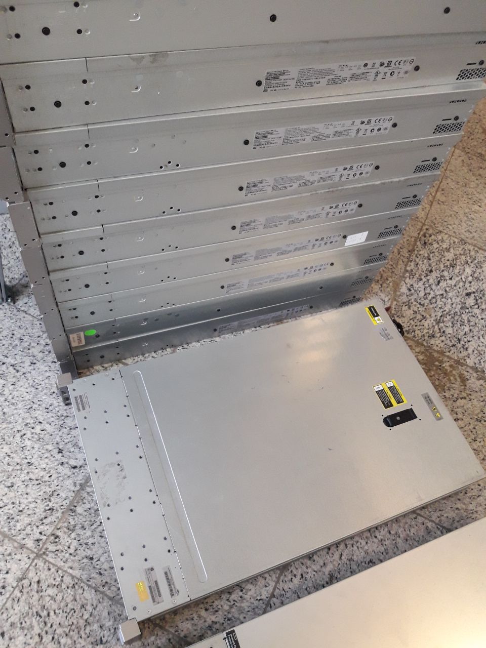 فروش نصب و راهندازی سرور DL380 G9 12lff+2sff